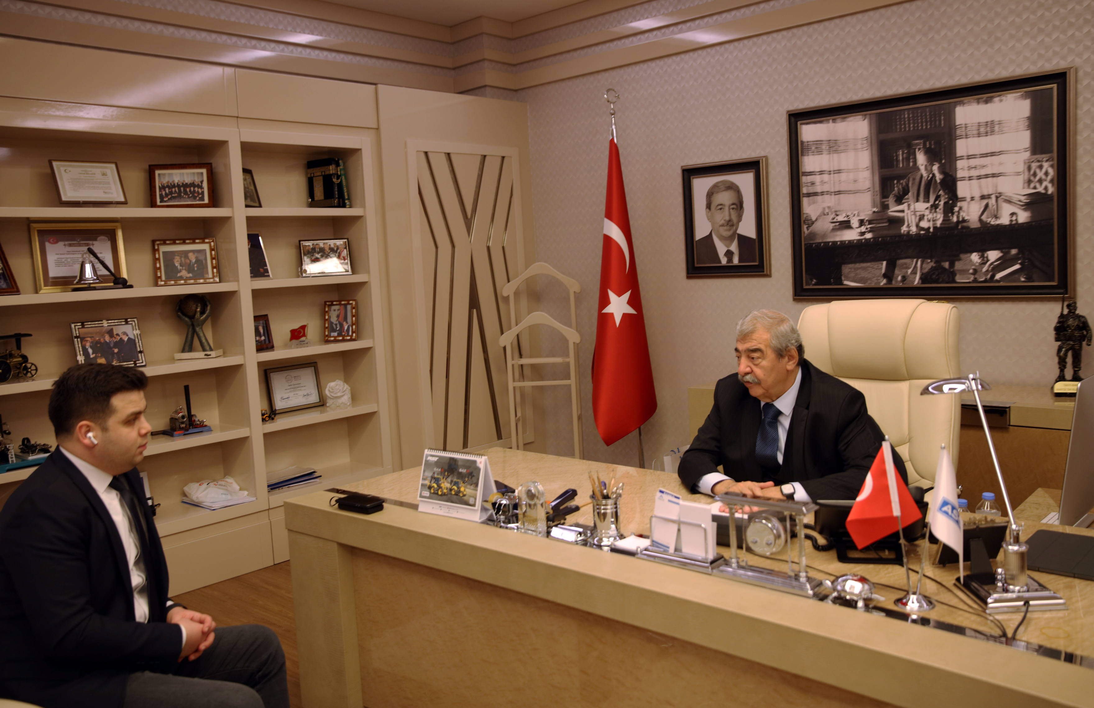 Sanko depremin yaralarını sarmak için tüm imkanlarını seferber etti