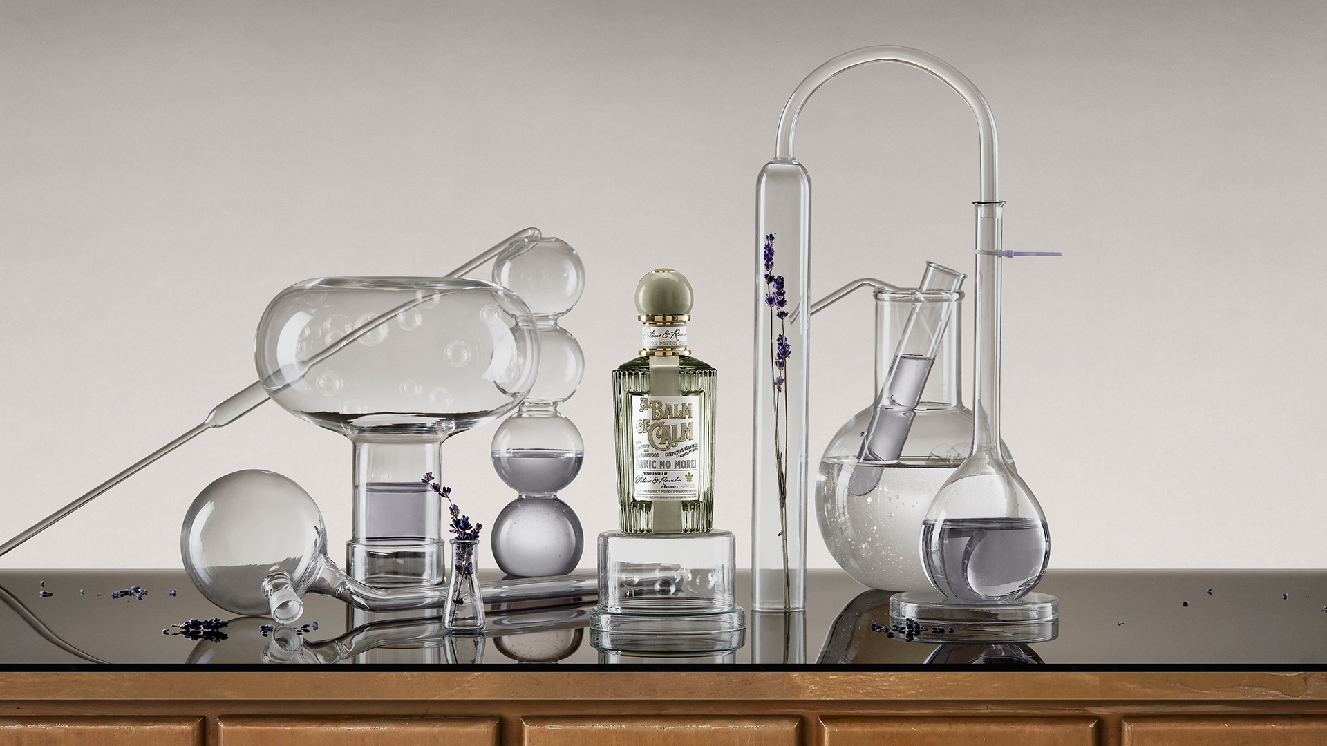 Penhaligon’s, Potions & Remedies ile her zevke hitap ediyor.