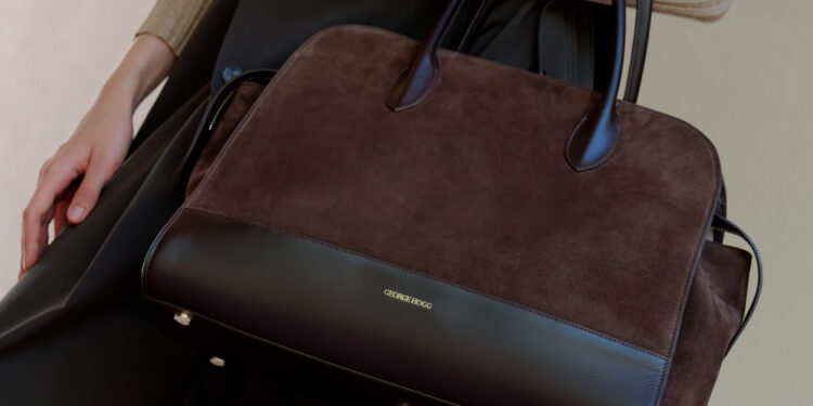 Divarese & George Hogg Kışın en sıcak görünümleri: Süet şıklığı.