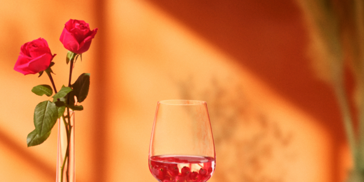 Paşabahçe Mağazaları ile Sevgililer Günü’nde ” Aşk En Güzel Hediye”.