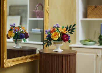 LEGO Botanik Setleri ile sevdiklerinize solmayan çiçekler vermeye ne dersiniz? 