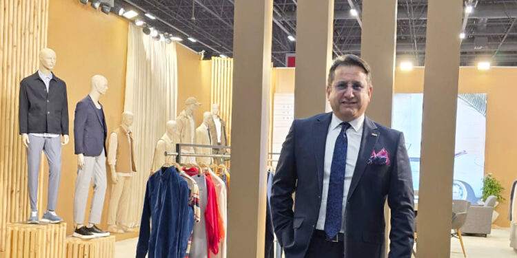 Kiğılı, Avrupa’nın en büyük hazır giyim fuarı IFCO’da 2025 İlkbahar / Yaz Koleksiyonunu tanıttı.