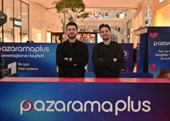 Hikayeden Adamlar’ın Pazarama Plus’ın deneyim alanındaki Sevgililer Günü özel sohbeti yoğun ilgi gördü.