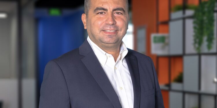 Kişiye özel Finansal Rapor, Bütçe Yönetimi ve Akıllı Karşılaştırma ile ailelerin kendi bütçelerini yapmaları mümkün!