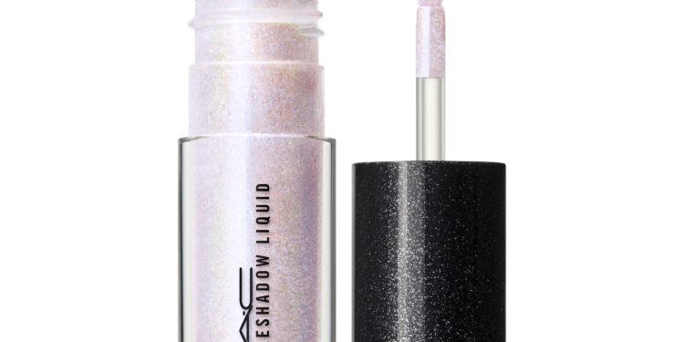 M·A·C Cosmetics’ten yeni trend: #UltraViolet.