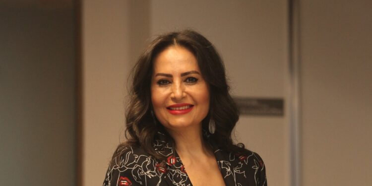 Ramazanda susuzluk çekilmesinin önüne nasıl geçilir: “Sahurda 1 litre su içilmeli”.