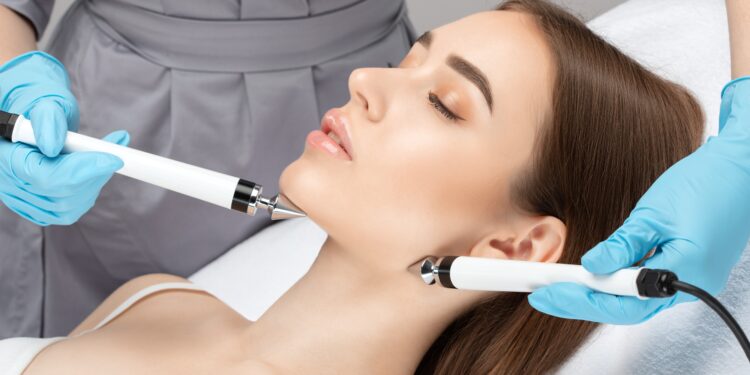 Günümüz güzellik standartları, kaliteli yaş almak ile şekilleniyor.