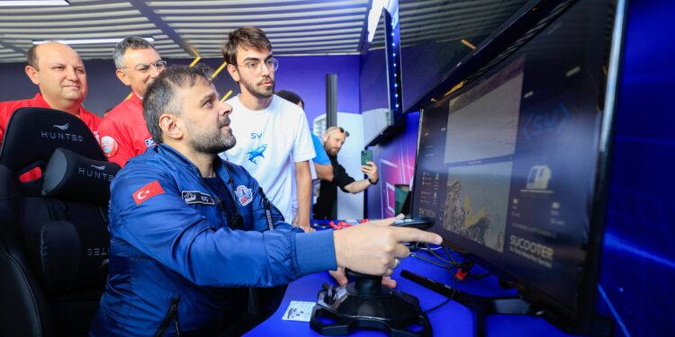 Turkcell’den TEKNOFEST KKTC’dekaradan denize ilk 5G denemesi.