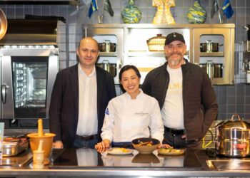 Tayland mutfağının sokak lezzetleri, ünlü Thai Şef Pailin Chongchitnant ile Gastronometro’da tanıtıldı.