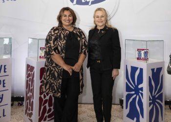 Papia Designer Peçete Koleksiyonu ile ilham veren kadınlar, bahara açılan sofrada buluştu!