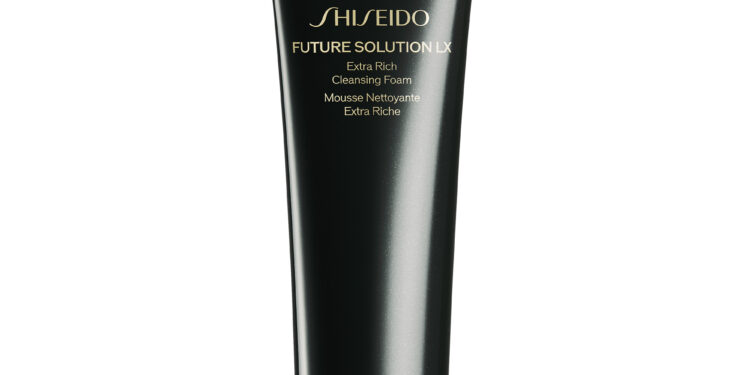 Shiseido Future Solution LX Serisiyle ışıltılı ve sıkı bir cilde sahip olacaksınız!