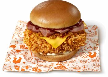 Popeyes Smoky XL Sandviç yılın seçilmiş ürünü oldu!