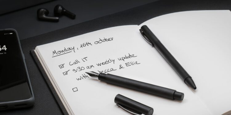 Faber-Castell’den babanıza özel zamansız bir hediye: Ambition Serisi.