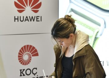 Huawei MatePad Pro serisi ile öğrencilere yönelik etkinlikler ve özel fırsatlar sunuyor.