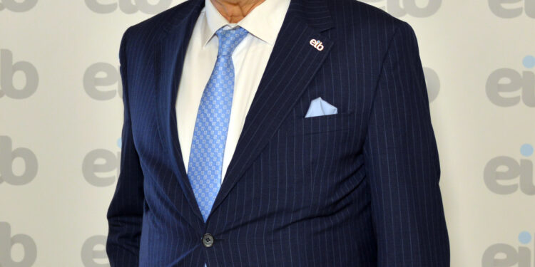 Ege İhracatçı Birlikleri’nden Haziran ayında 1 milyar 448 milyon dolarlık ihracat.