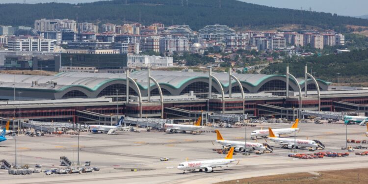 İstanbul Sabiha Gökçen’de 7 rekor birden kırıldı.