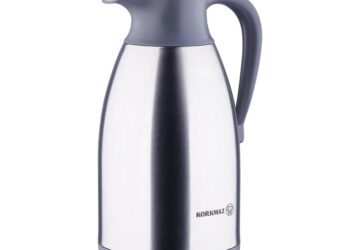 Korkmaz Satina Termos, açık hava etkinliklerinin vazgeçilmezi olacak, 12 saat boyunca her yudumda tazelik.