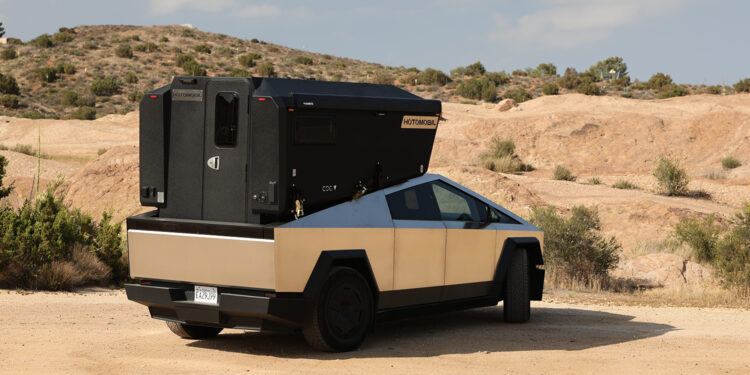 Hotomobil Tesla Cybertruck için tasarladığı Cyberglad Modelinin Avrupa lansmanını “Caravan Salon Düsseldorf” fuarı’nda gerçekleştiriyor.