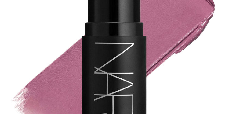 Makyajın çok yönlü yıldızı: NARS The Multiple Stick.