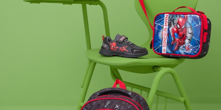 Okul heyecanı FLO’da başlıyor!