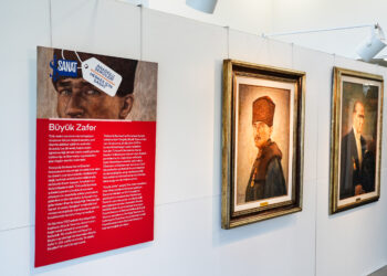 İş Sanat, Anadolu Sergileri ile Büyük Zafer’in 103. yıldönümünde Kocatepe’deydi.