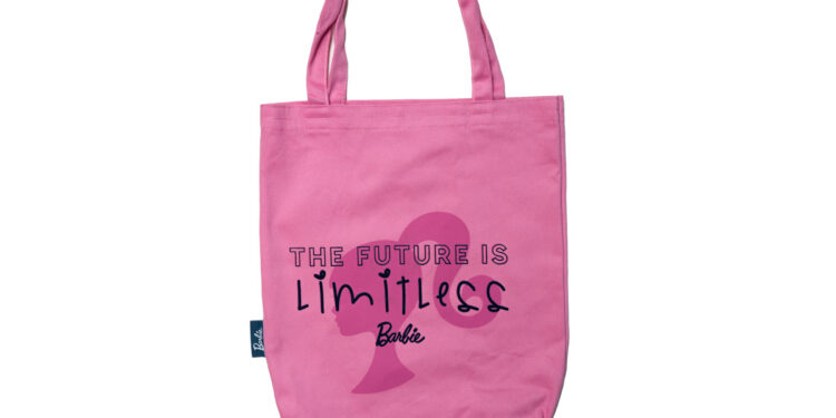 Barbie’nin özel hediye koleksiyonu her yaştan hayranı için raflarda!