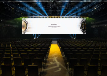 Huawei, 21 gün pil ömrü sunan Watch GT 6’yı ve yeni nesil kalemiyle MatePad 12X’i Paris lansmanında tanıttı.