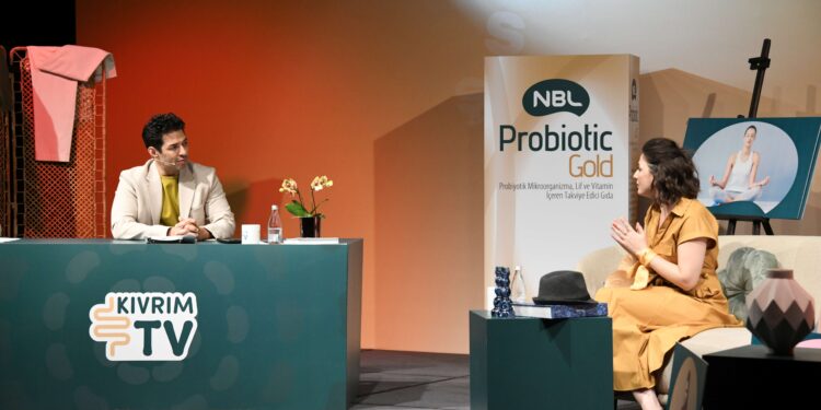NBL Probiotic, Mert Fırat ile sahnede!