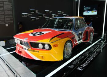 50. Yılını kutlayan BMW Art Car Koleksiyonu, Contemporary İstanbul’da sanatseverlerle buluşuyor.