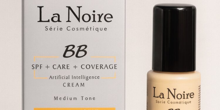 La Noire; yapay zekâ ile kusursuzlaştırılan Türkiye’nin ilk dermokozmetik serisi.