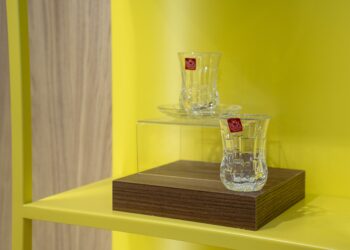 Dünyaca ünlü İtalyan cam ustalığı, Türk Çay geleneğiyle buluştu.