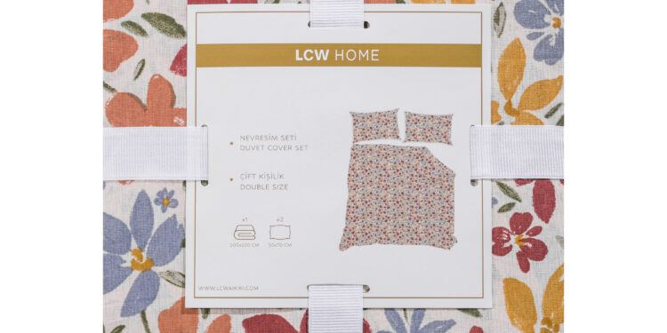 LCW Home’dan kışa özel nevresim ve battaniye koleksiyonu.