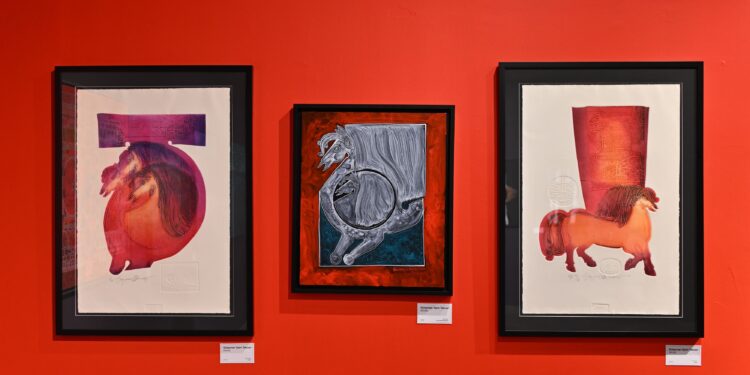 Kuşaklar arası sanat: Trilogy of Time Sergisi The Stay Boulevard Nişantaşı’nda.