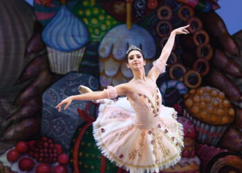 Gürcistan Devlet Balesi’nden The Nutcracker: kış masalı Türkiye’de.