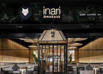 Inari Omakase Vadistanbul’da iş toplantıları ve özel öğle buluşmaları için öğle yemeği deneyimi.
