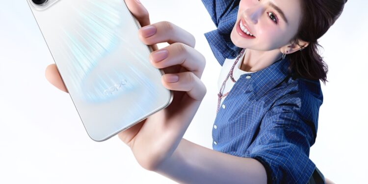 Akıllı telefonlarda yaratıcılığın yeni adresi: OPPO Reno15 serisi 