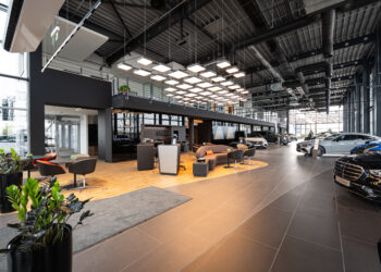 Boytorun Mimarlık’tan yurt dışında ilk Mercedes-Benz showroom dönüşüm projesi.