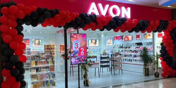 Avon, yeni yıla yeni bir mağaza ile merhaba dedi.