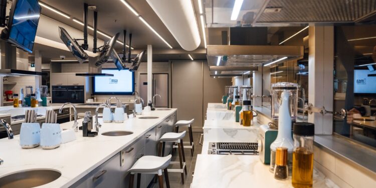 Mutfakta tasarım ile uzmanlığın buluşması: MSA ve Smeg’ten güçlü bir iş birliği.