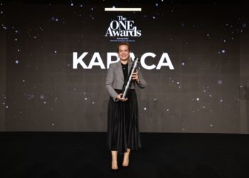 The One Awards’ta Karaca’ya büyük ödül.