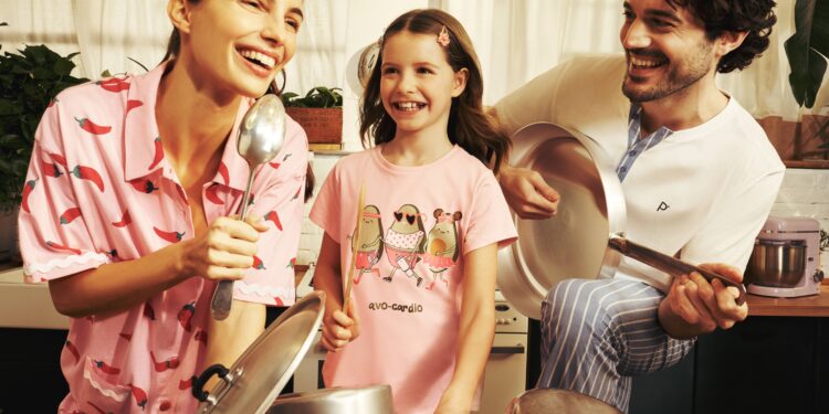 Penti’nin yeni sezon ev giyim koleksiyonu şimdi tüm evlerde.