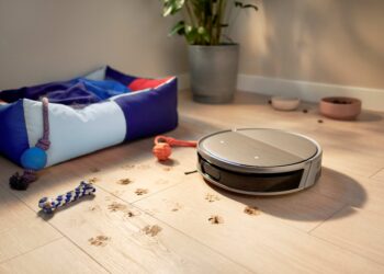 Versuni, zemin temizliğinde ezber bozuyor: yüzey yıkama teknolojisine sahip Philips Robot Süpürge 9000 Serisi tanıtıldı.