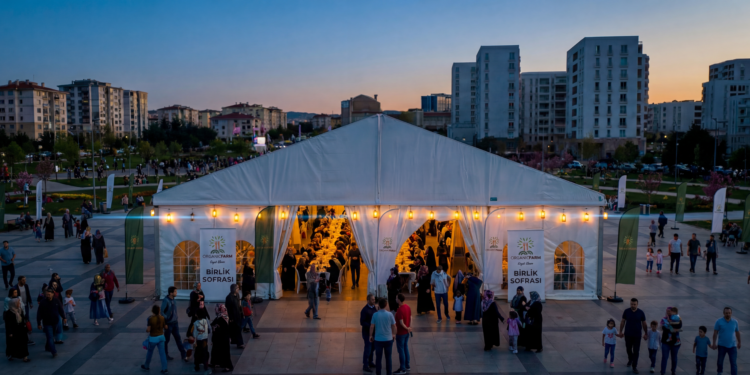 Ramazan’da aynı sofrada buluşuyoruz:“Bir Sofra da Sen Kur” ile dayanışma büyüyor.