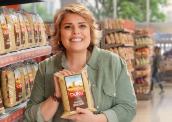 Refika Birgül, Duru Bulgur reklam filminde başrolde.