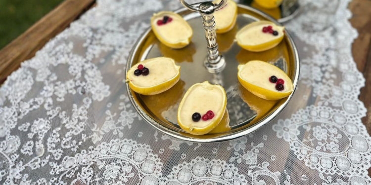 Lemon Posset (Limonlu İngiliz Tatlısı) Tarifi