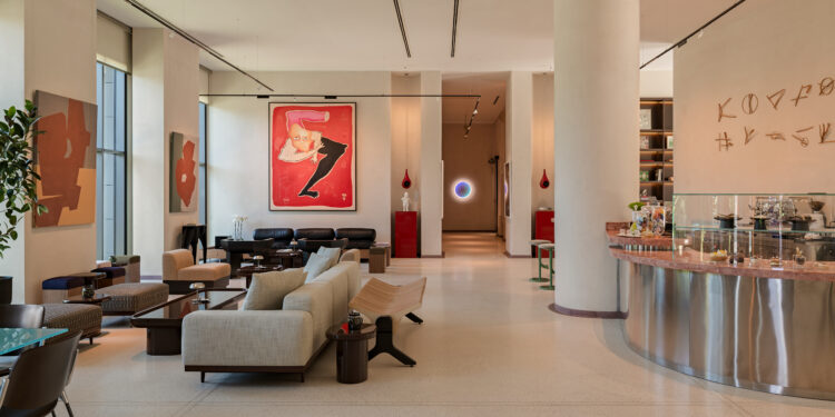 FAMİ’den 8 Mart’ta anlamlı dayanışma: 5 günlük gelirini ‘Yaşama İlk Adım Projesi’ne bağışladı.