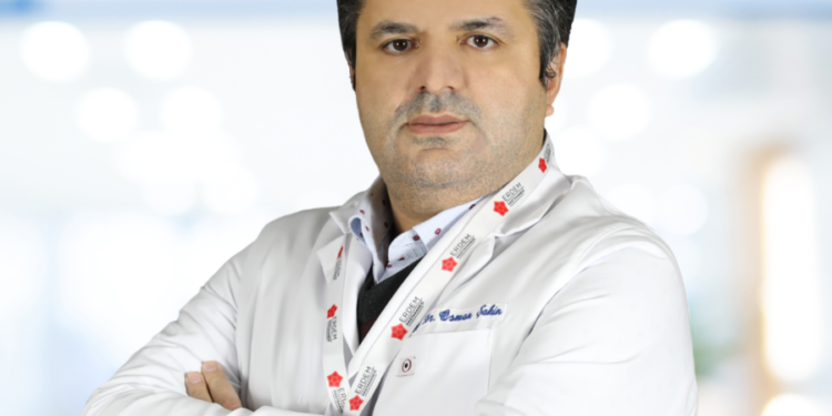 Böbrek hastalıkları uzun süre belirti vermeden ilerleyebiliyor.