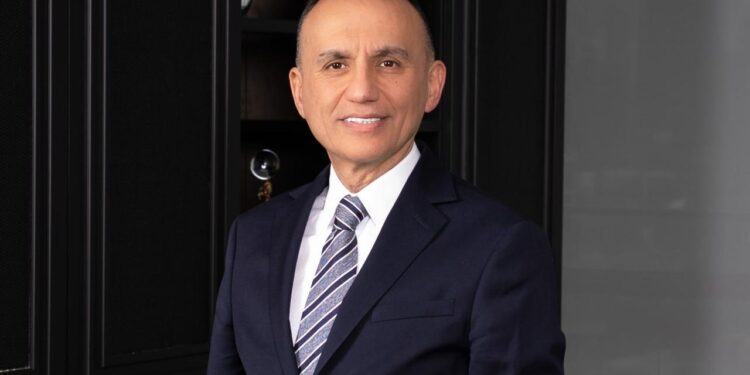 Katılımevim’i de çatısı altında bulunduran Pusula Holding’den Londra merkezli küresel adım.