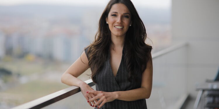 Bayram tatilinde çocukların diş sağlığı için çifte risk.