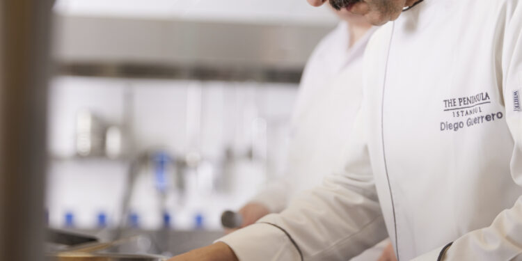 Abelia x Diego Guerrero: yaza damga vuran İspanyol lezzetleri The Peninsula’da.